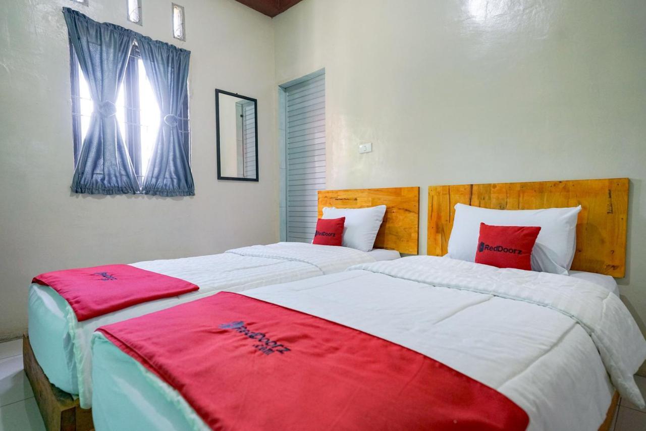 Reddoorz Syariah Near Bukit Teletubbies Padangsidempuan 호텔 외부 사진