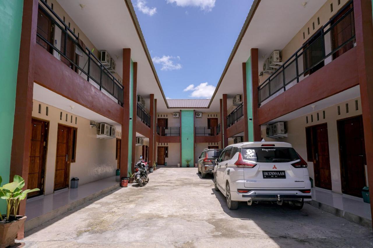 Reddoorz Syariah Near Bukit Teletubbies Padangsidempuan 호텔 외부 사진